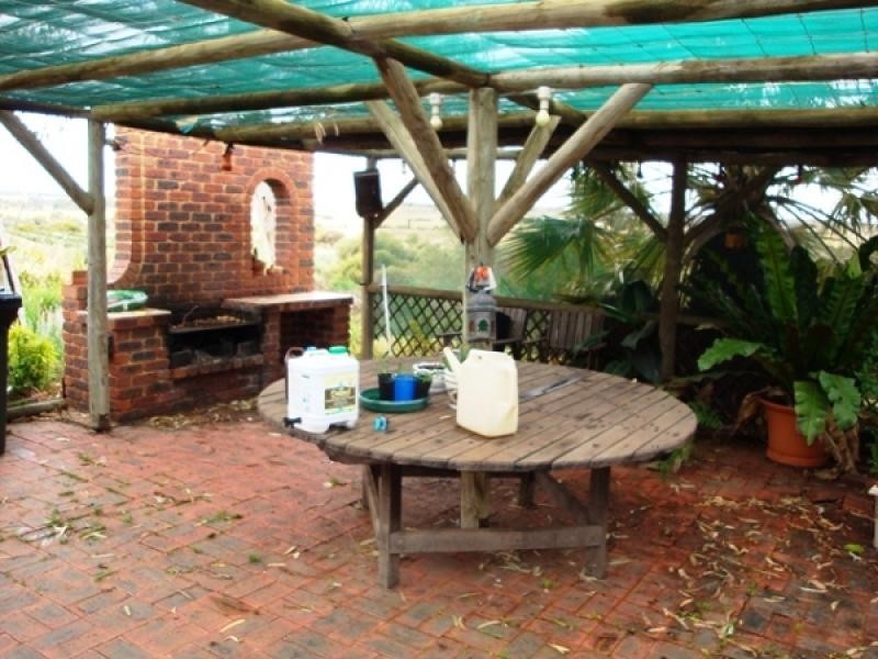 1443 Company Road, Greenough WA 6532