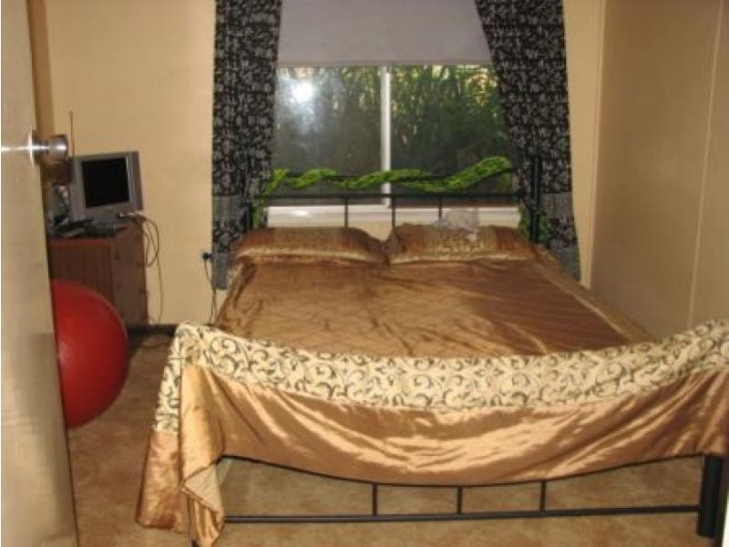 22 Rudall Ave, Newman WA 6753