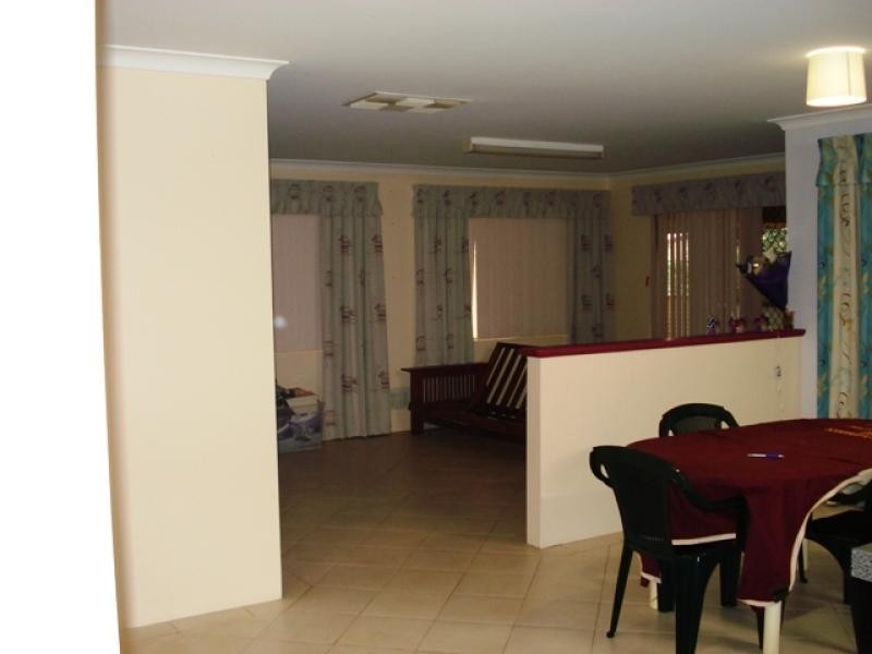 6 Sunnybanks Drive, Strathalbyn WA 6530