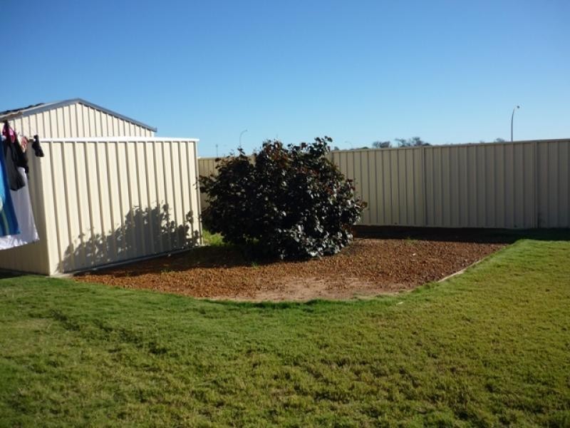 34 Derna Parade, Wandina WA 6530