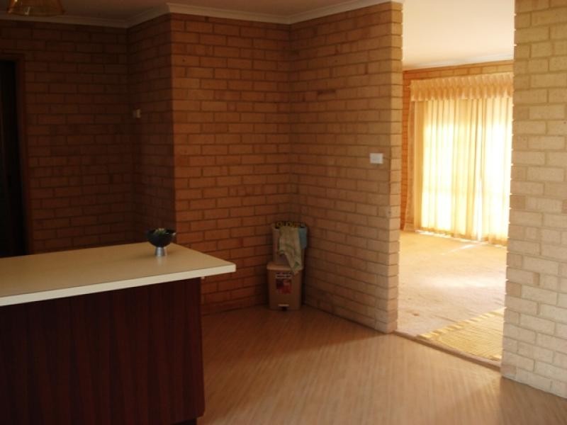 198 Chapman Valley Road, Waggrakine WA 6530