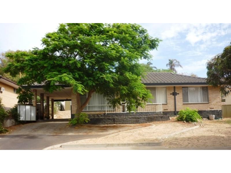 9 Kelly Street, Geraldton WA 6530