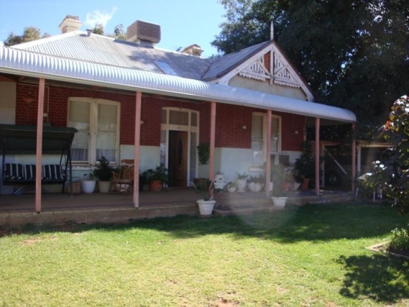 99 Hepburn Street, Mount Magnet WA 6638