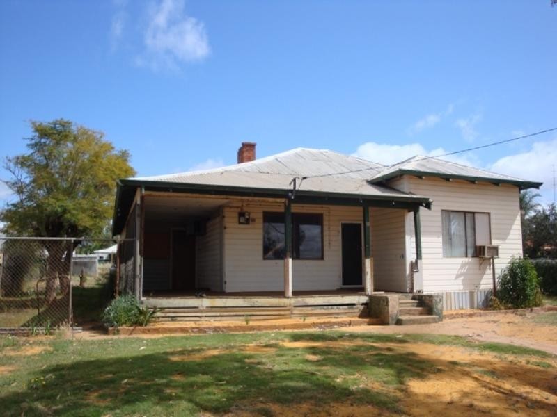31 Mills Street, Mullewa WA 6630