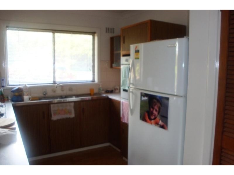 7 Alexander Drive, Glenfield WA 6532