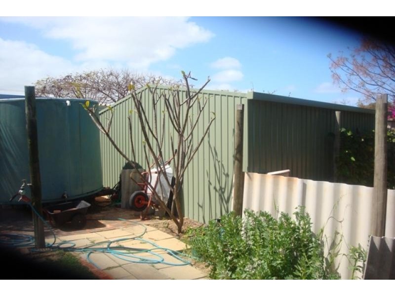 7 Alexander Drive, Glenfield WA 6532