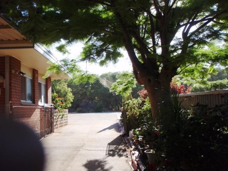 7 Alexander Drive, Glenfield WA 6532