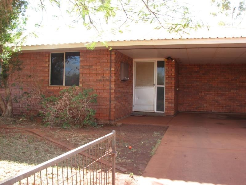 18 Kurrajong, Newman WA 6753