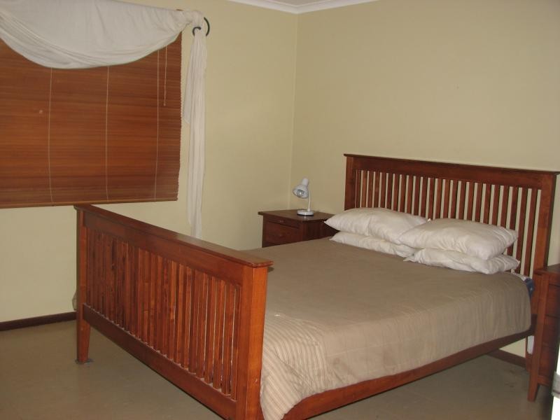 18 Kurrajong, Newman WA 6753