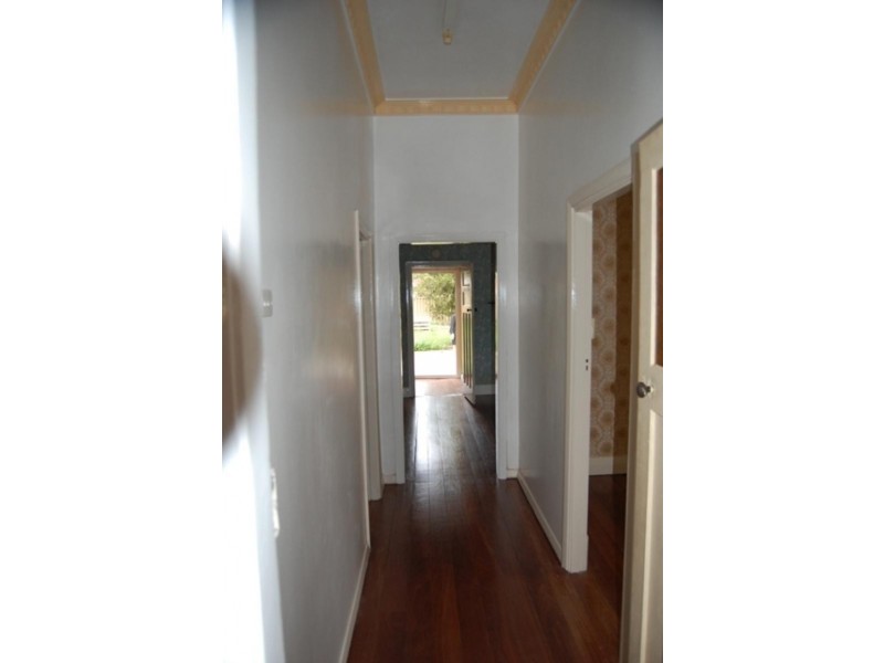 11 Jose Street, Beachlands WA 6530