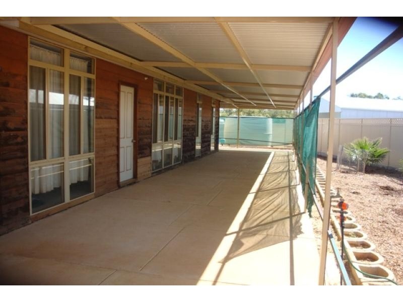 25 Eastough Street, Nanson WA 6532