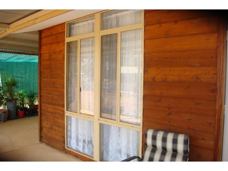 25 Eastough Street, Nanson WA 6532