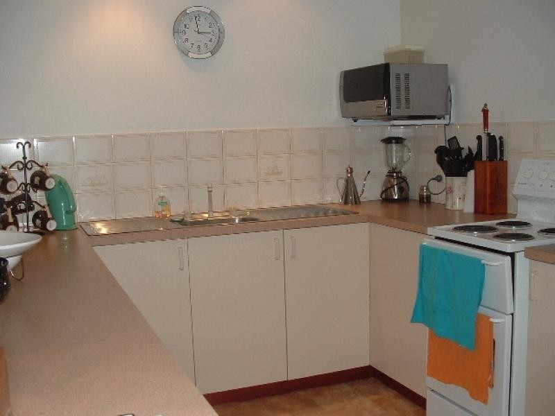 262A First Street, Wonthella WA 6530