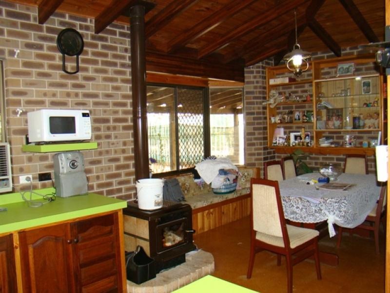 130 White Peak Road, White Peak WA 6532