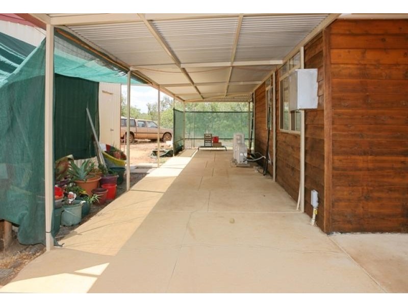 25 Eastough Street, Nanson WA 6532