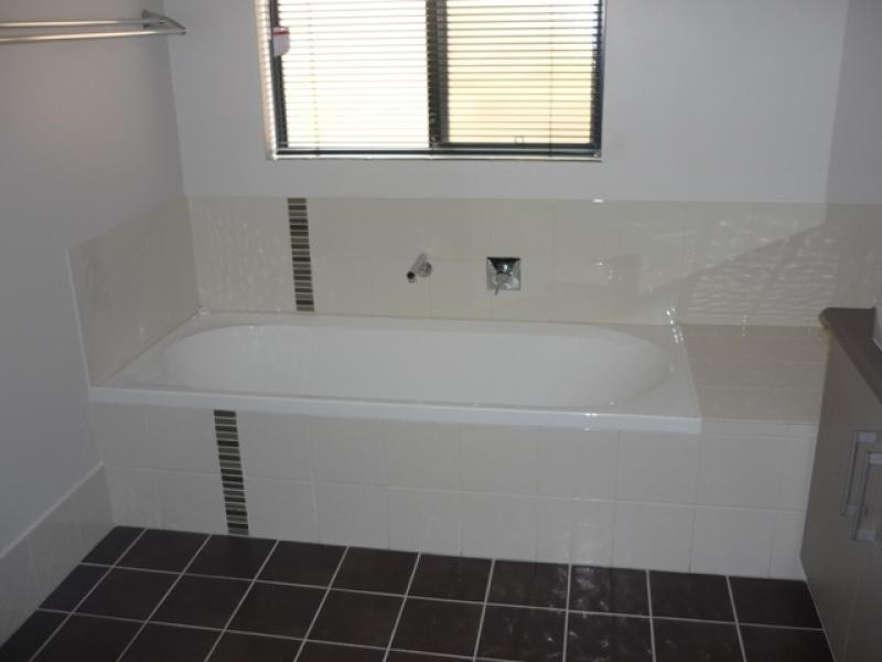 3 Sissy Lane, Wandina WA 6530