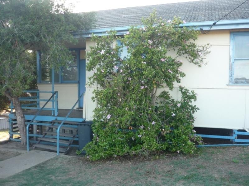 317 Banksia Street, Rangeway WA 6530