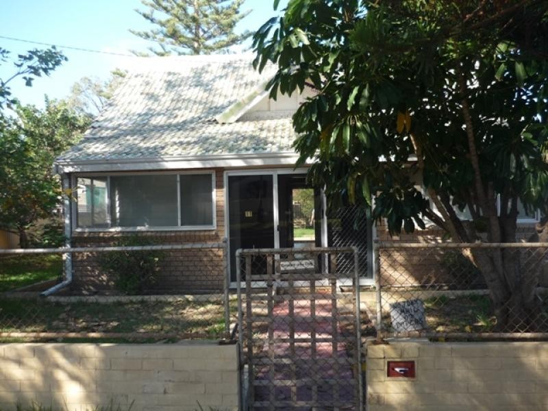11 Jose Street, Beachlands WA 6530