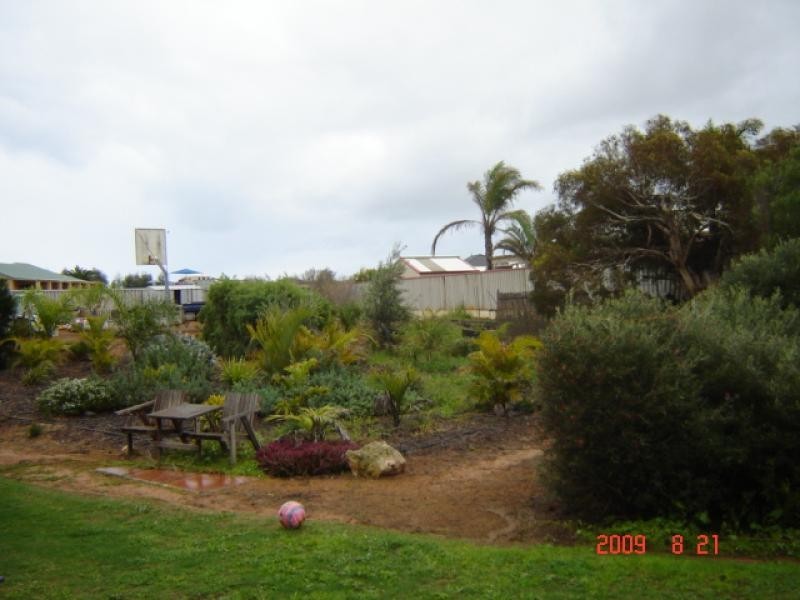 39 Eakins Crescent, Wandina WA 6530