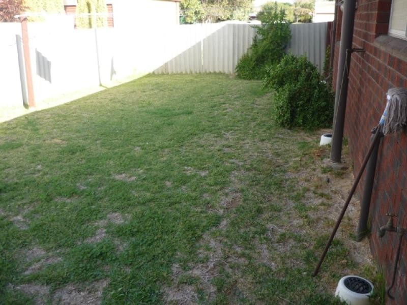 Unit 2/323 Place Road, Wonthella WA 6530