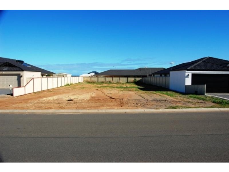 142 Glenfield Beach Drive, Glenfield WA 6532