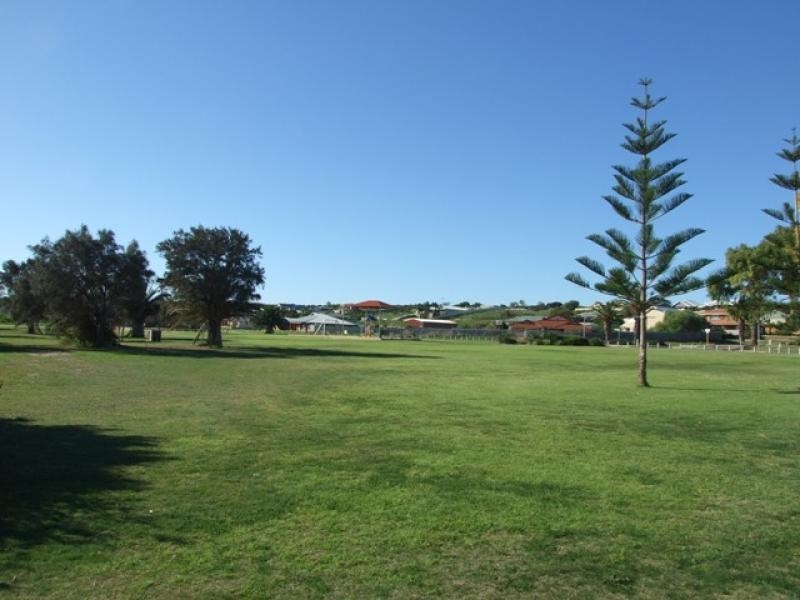 9 Parkvista SQ, Drummond Cove WA 6532