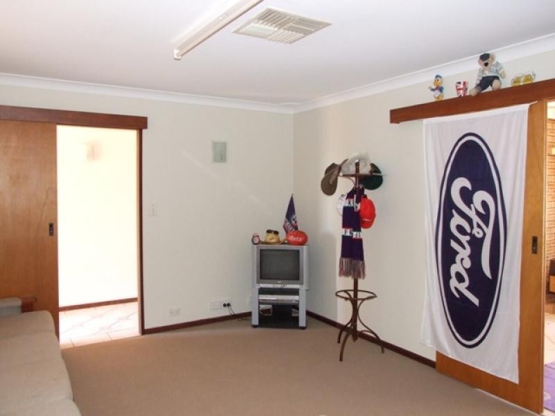 12 Birdwood Street, Mullewa WA 6630