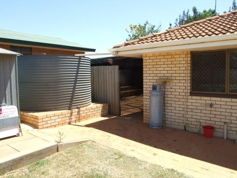 12 Birdwood Street, Mullewa WA 6630