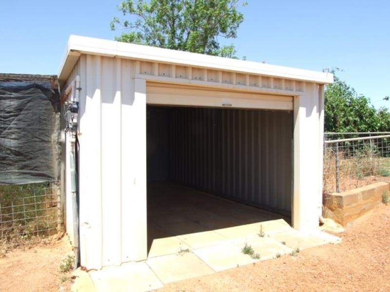 12 Birdwood Street, Mullewa WA 6630