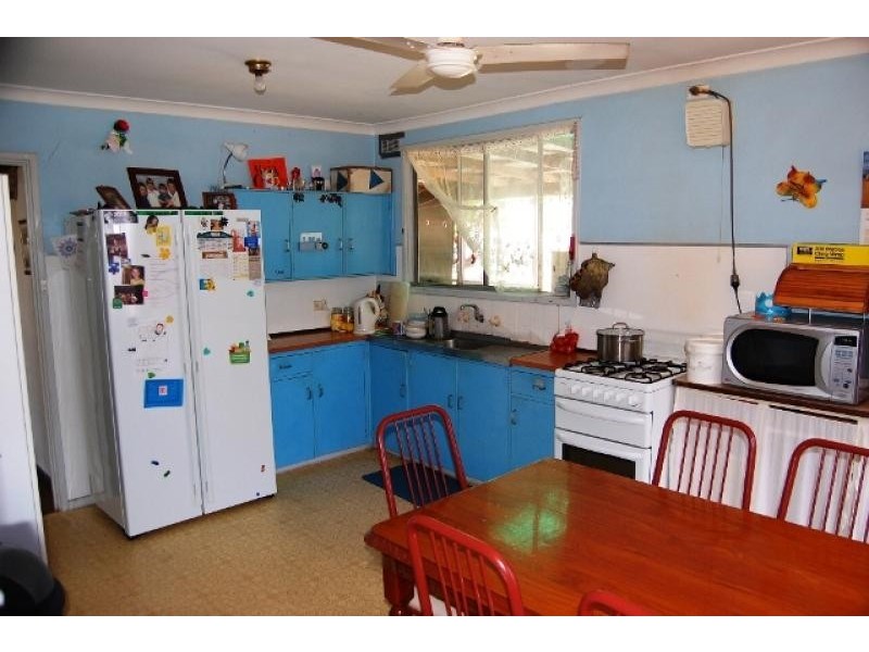 5 Flanagan Way, Dongara WA 6525