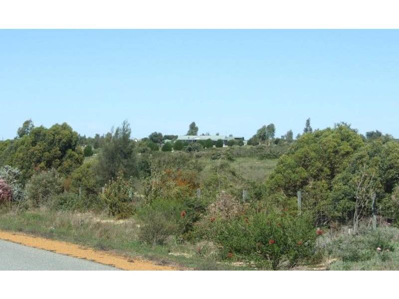 205 Cambewarra Drive, Jurien Bay WA 6516