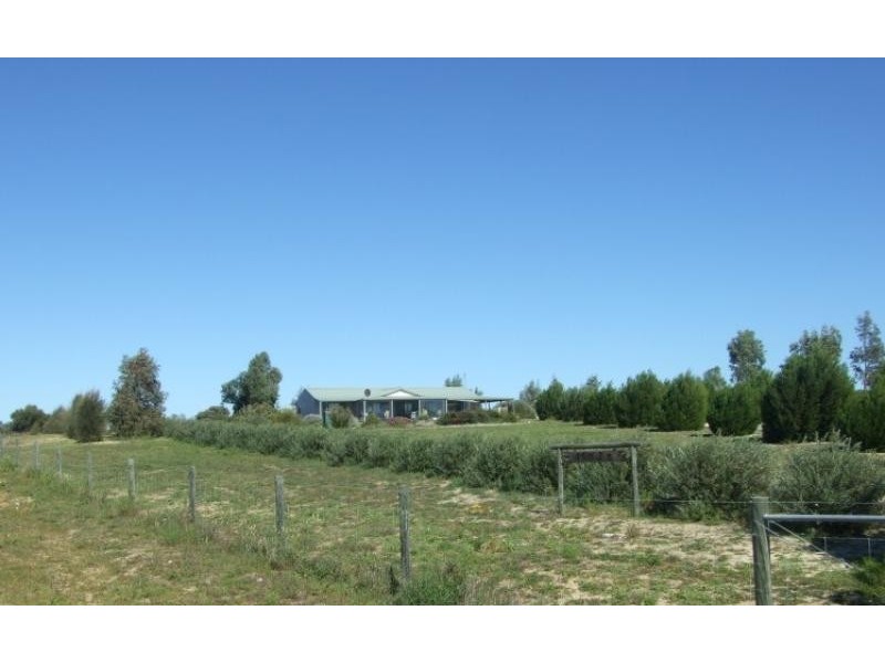 205 Cambewarra Drive, Jurien Bay WA 6516