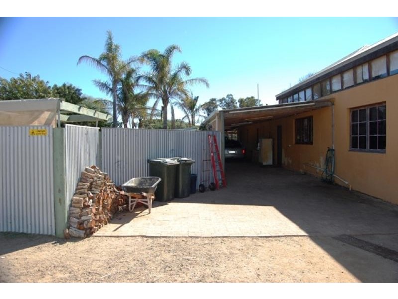 778 Edward Road, Narngulu WA 6532