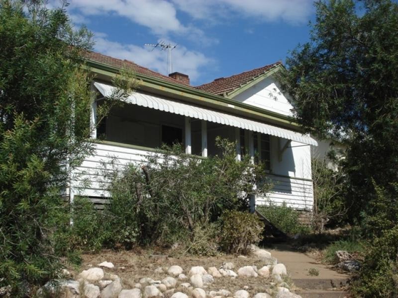 195 DURLACHER STREET, Geraldton WA 6530