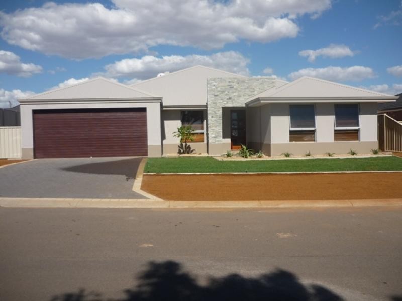 3 Windward Way, Drummond Cove WA 6532