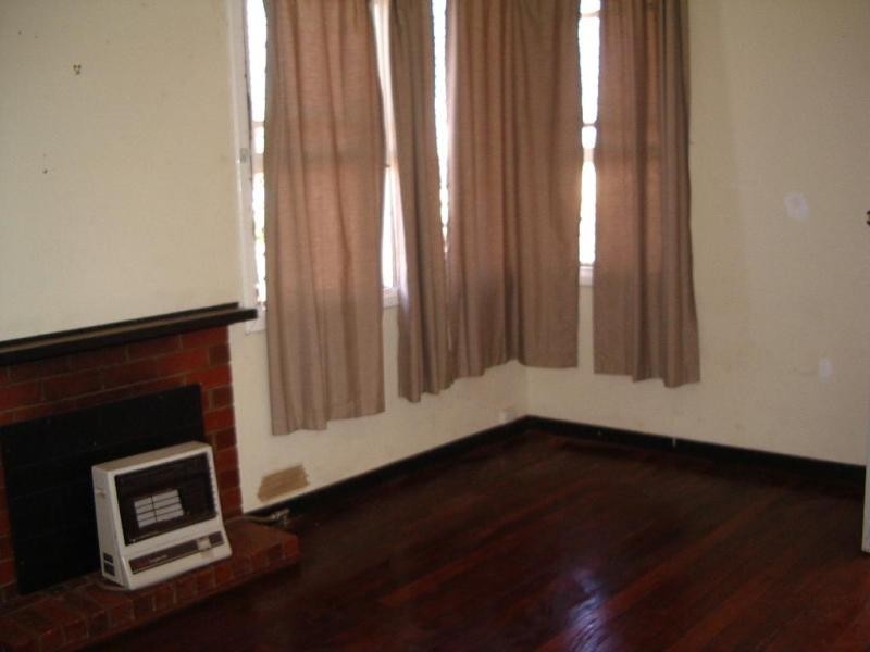 13 Main Road, Mullewa WA 6630