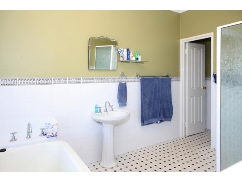 216 COOPER STREET, Glenfield WA 6532