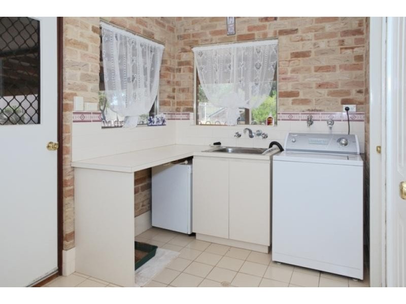 216 COOPER STREET, Glenfield WA 6532