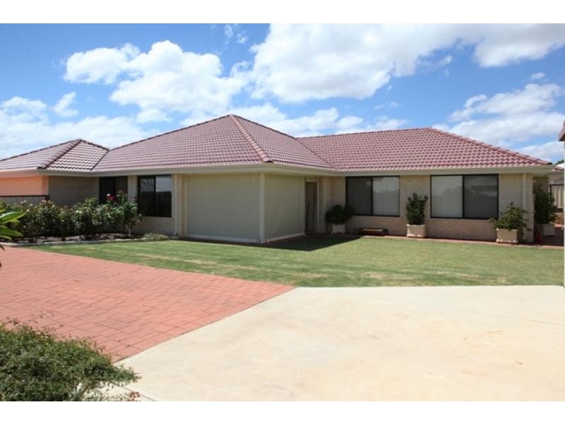 45 WAVE CREST CIRCLE, Drummond Cove WA 6532