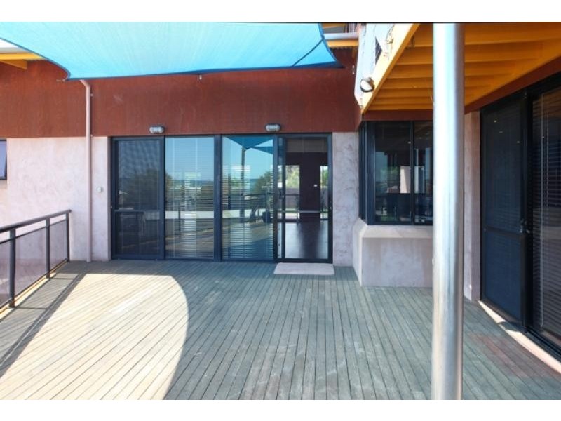 237 Ocean Drive, Port Denison WA 6525