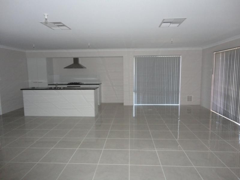 26 Beachcomber Hill, Glenfield WA 6532