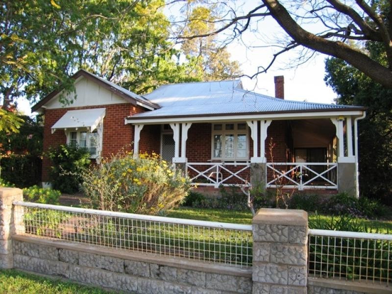 3 Belmore Street, Dubbo NSW 2830