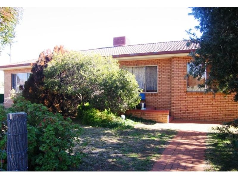 49 Corbett Avenue, Dubbo NSW 2830