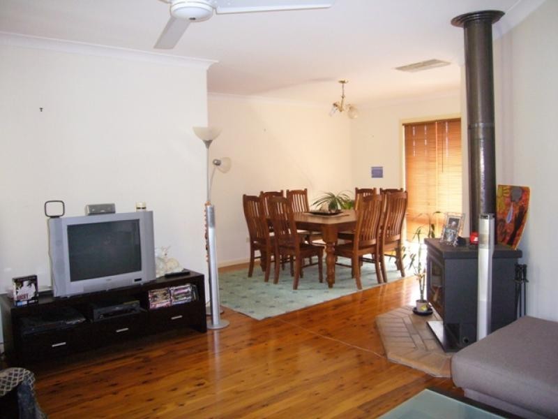 2 Willowbend Way, Dubbo NSW 2830