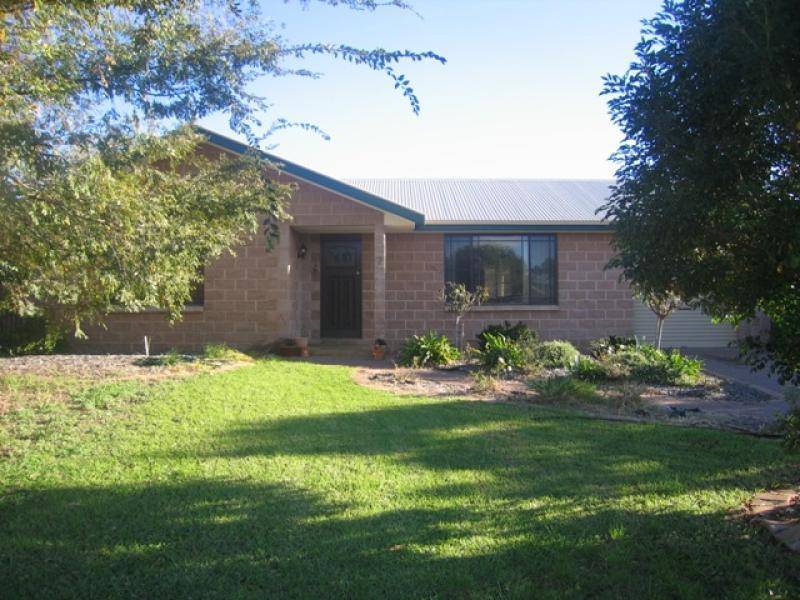 7 KINGS PARK WAY, Dubbo NSW 2830