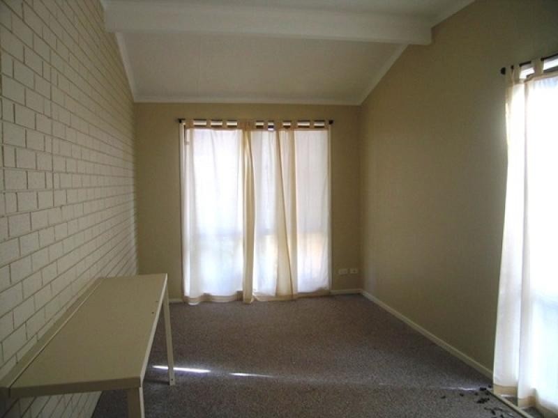 9 HAMILTON CLOSE, Dubbo NSW 2830