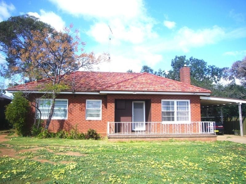201 WINGEWARRA STREET, Dubbo NSW 2830