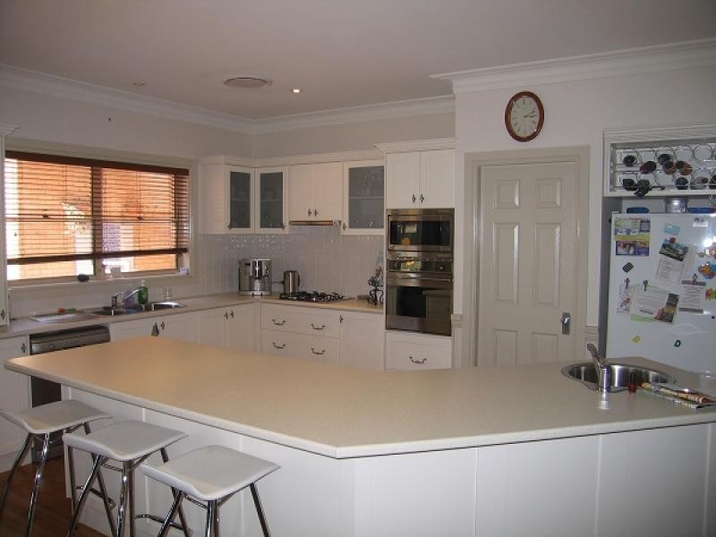 561 WHEELERS LANE, Dubbo NSW 2830