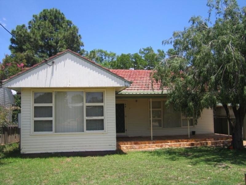 25 HUTCHINS AVENUE, Dubbo NSW 2830