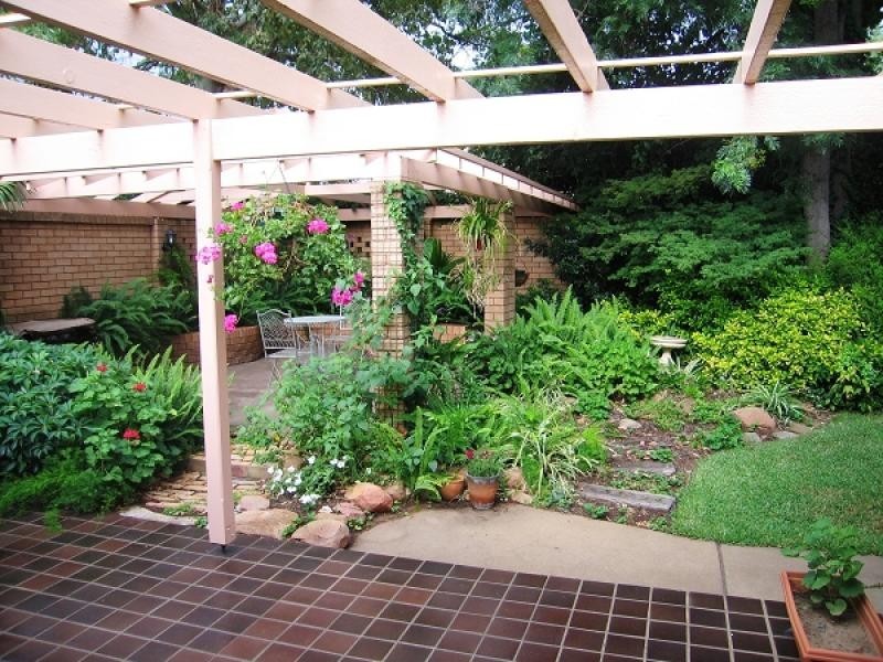 37 HAZELWOOD DRIVE, Dubbo NSW 2830